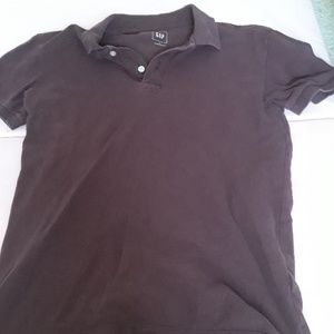 Men's burgundy collared shirt
